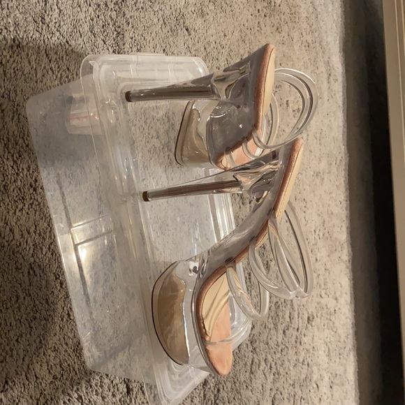 Sandal - Picture 3 of 3